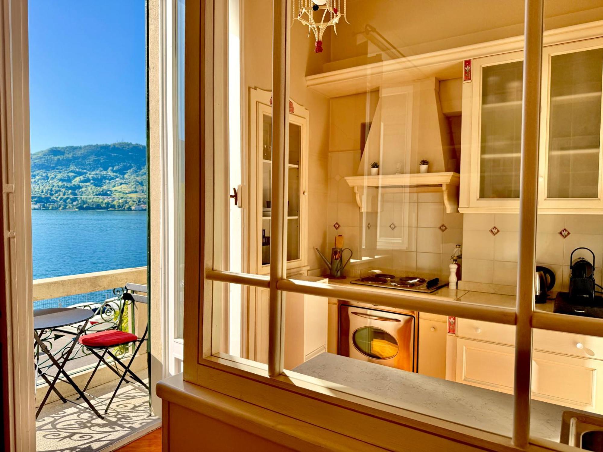 Cadenabbia Belle Ile Lake View Suite מראה חיצוני תמונה